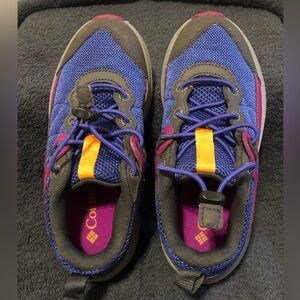 Girls Colombia Trail Sneakers in Purple and Pink